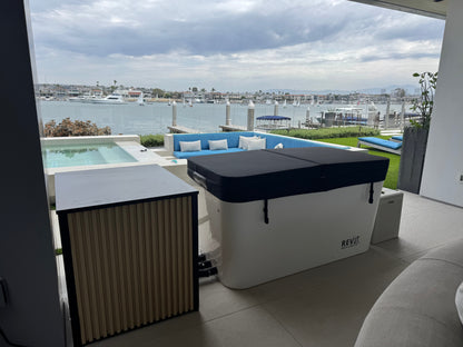 X Tub Cold Plunge with LUX 1.5 HP Chiller & Filtration System