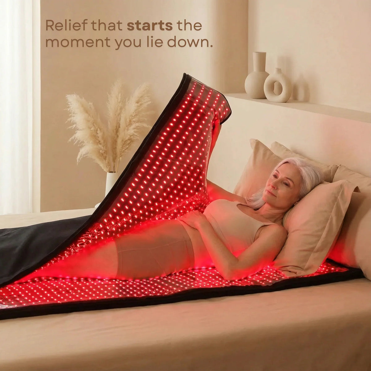 Lumara Illuminate Red V2 Red Light Therapy Panel & Full Body Therapy Bag Bundle