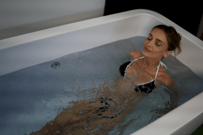 X Tub Cold Plunge with LUX 1.5 HP Chiller & Filtration System